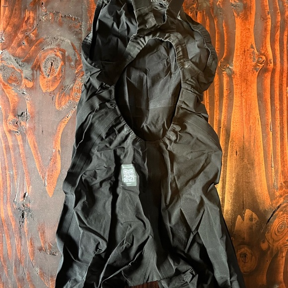 TYR Women’s Black AVICTOR 2.0 Tech Suit! - Picture 2 of 8